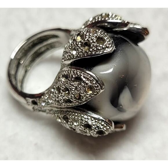 Statement Ring Flower Framed Agate Black Gray White Cabochon Sz 7 1/4 Boho Fairy - Picture 6 of 7